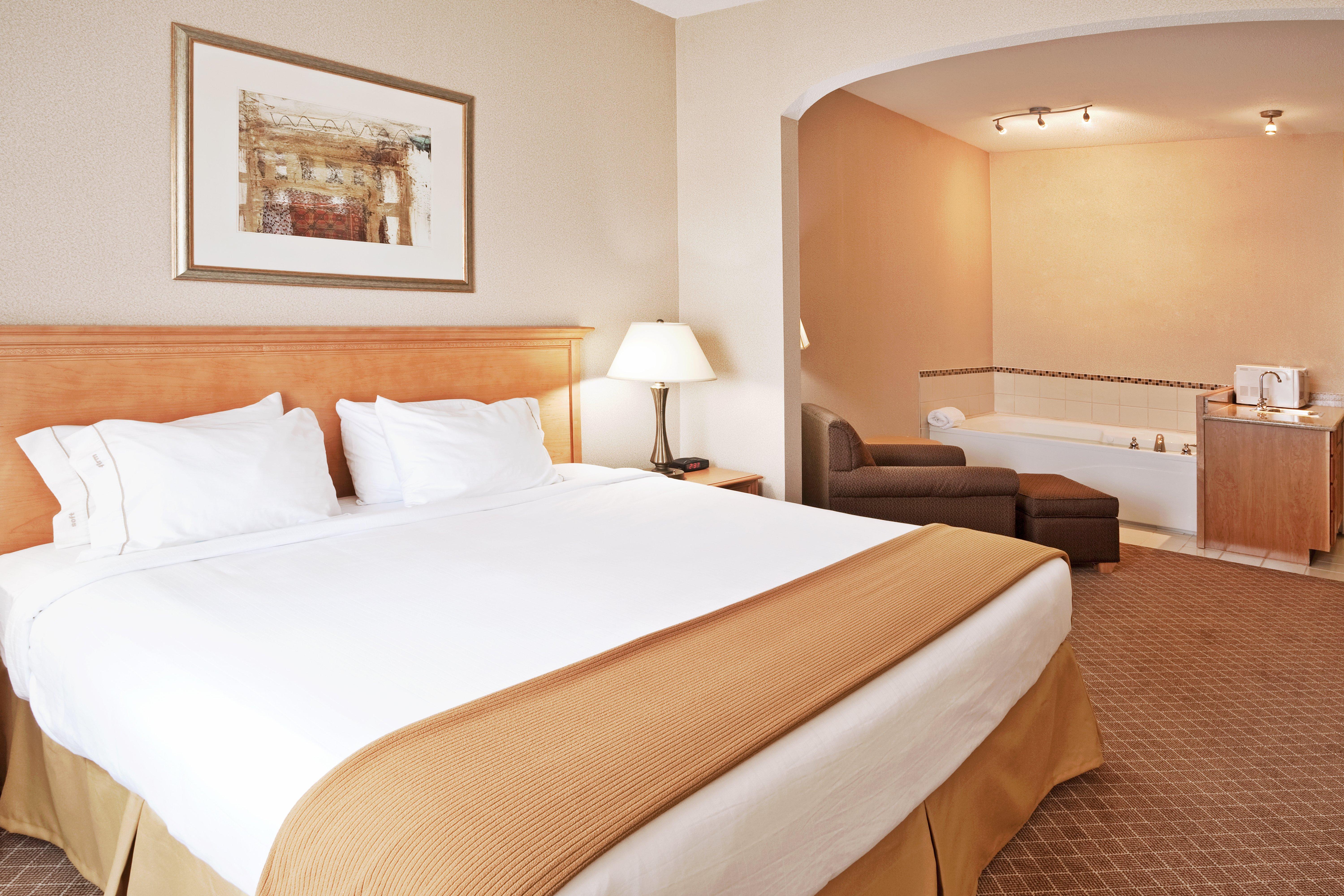 Holiday Inn Express Hotel & Suites Chesterfield - Selfridge Area By Ihg Eksteriør billede