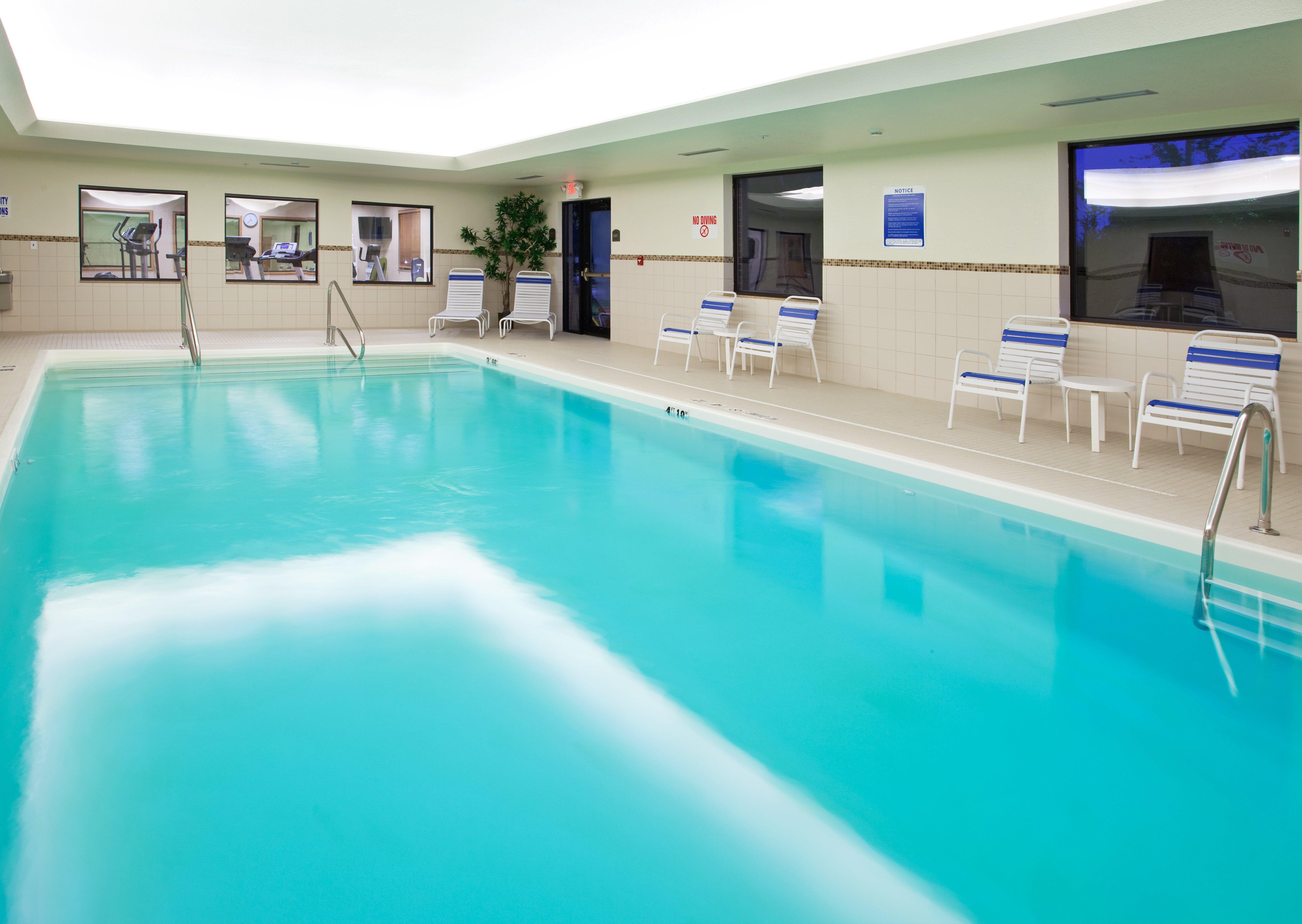 Holiday Inn Express Hotel & Suites Chesterfield - Selfridge Area By Ihg Eksteriør billede