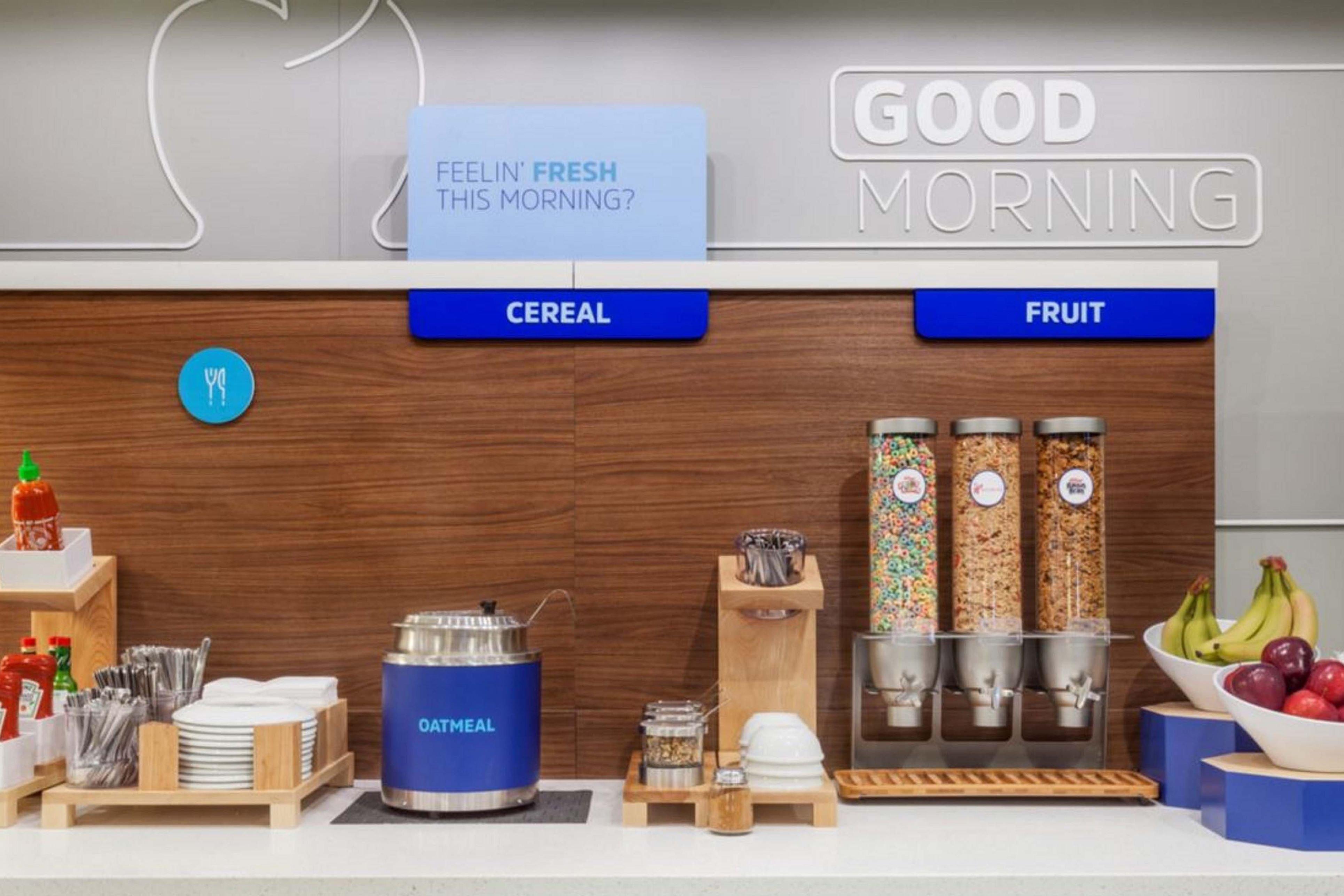 Holiday Inn Express Hotel & Suites Chesterfield - Selfridge Area By Ihg Eksteriør billede