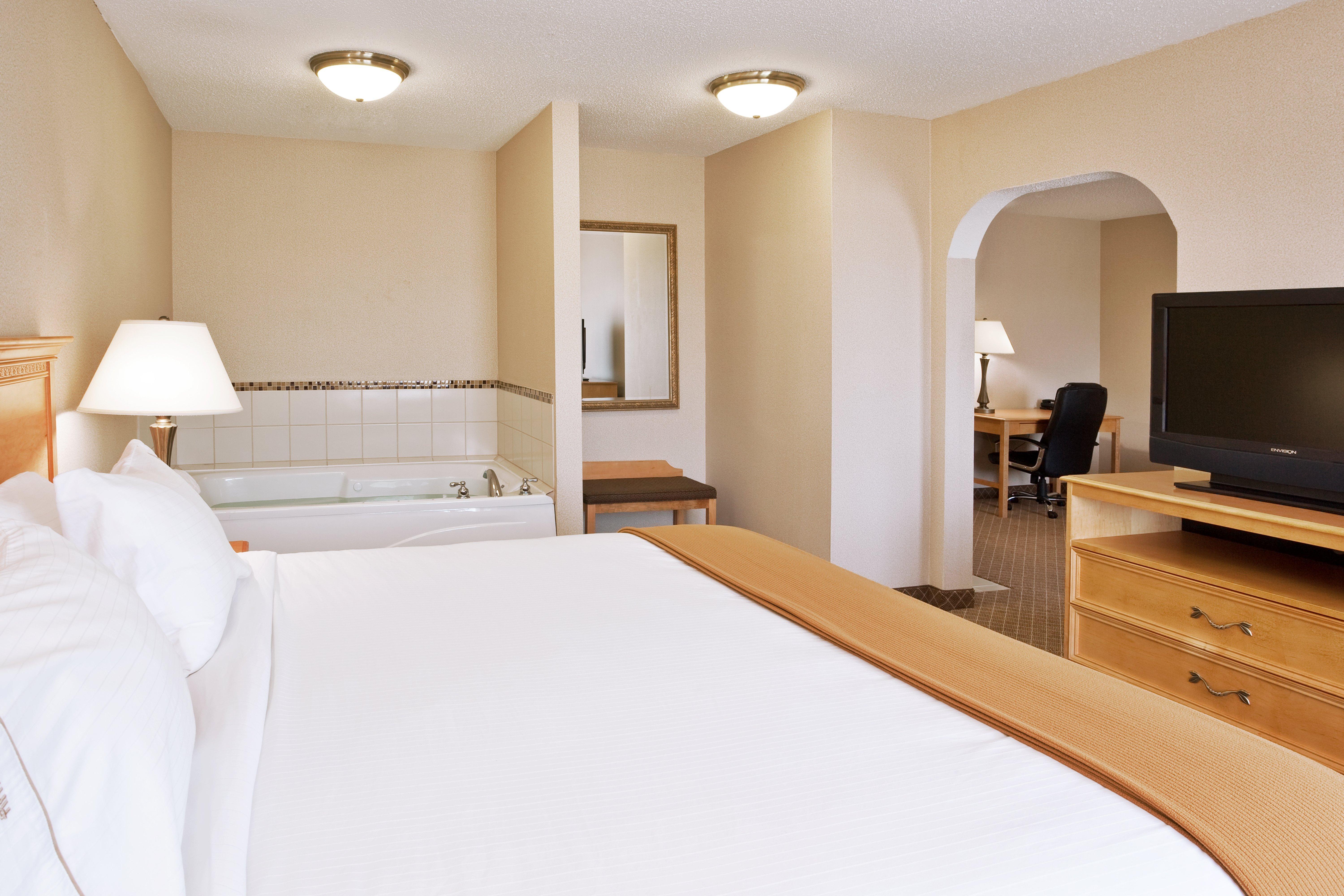 Holiday Inn Express Hotel & Suites Chesterfield - Selfridge Area By Ihg Eksteriør billede