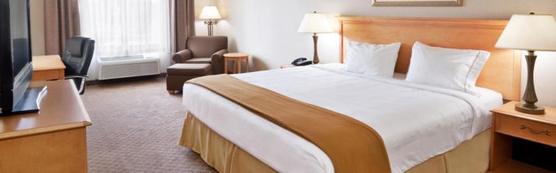 Holiday Inn Express Hotel & Suites Chesterfield - Selfridge Area By Ihg Eksteriør billede