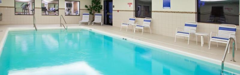 Holiday Inn Express Hotel & Suites Chesterfield - Selfridge Area By Ihg Eksteriør billede